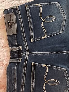 Sergio Valente Dark Blue Straight Leg Jeans. Size 28 authentic vintage